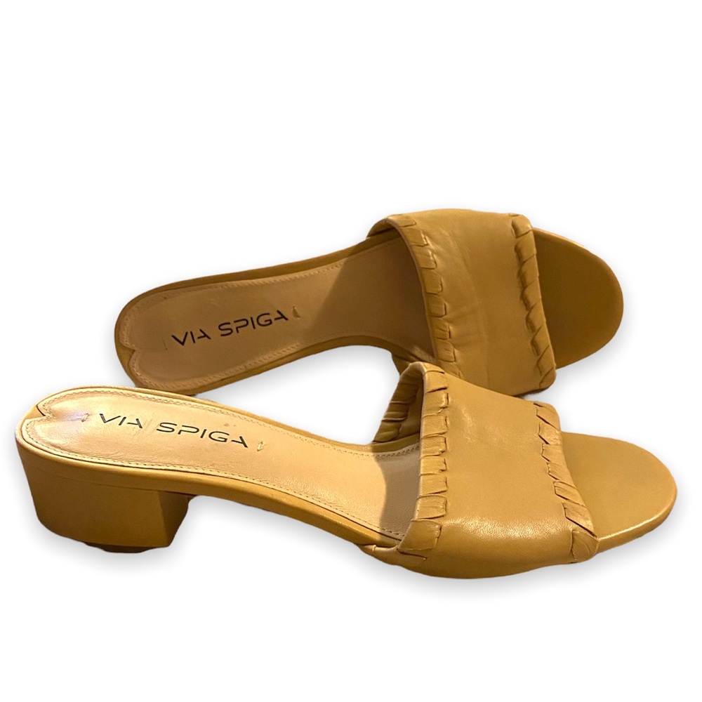 VIA SPIGA nude slip on block heel sandals
